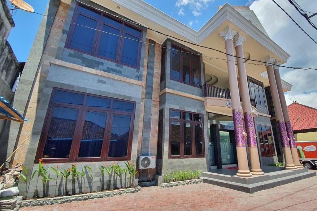 Grand Puri Hotel Batununggul エクステリア 写真