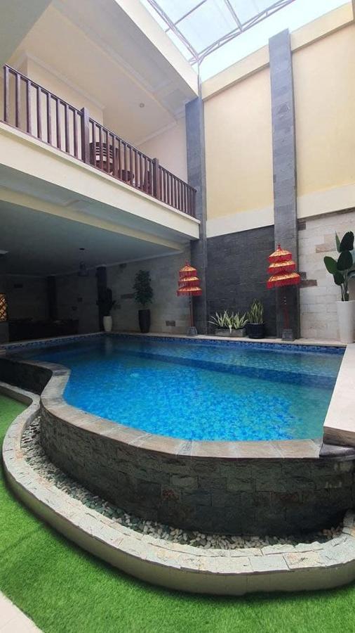 Grand Puri Hotel Batununggul エクステリア 写真