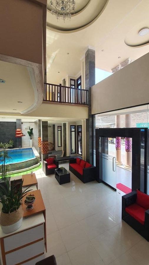 Grand Puri Hotel Batununggul エクステリア 写真